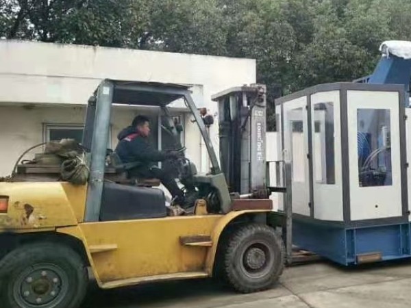 叉車裝卸作業(yè)注意事項(xiàng)